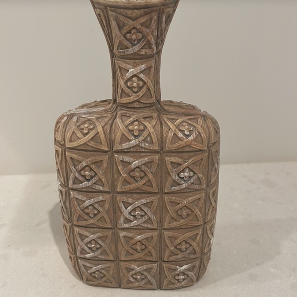 Decorative wood like vases from Michael’s Set of 2 - Picture 3 of 6